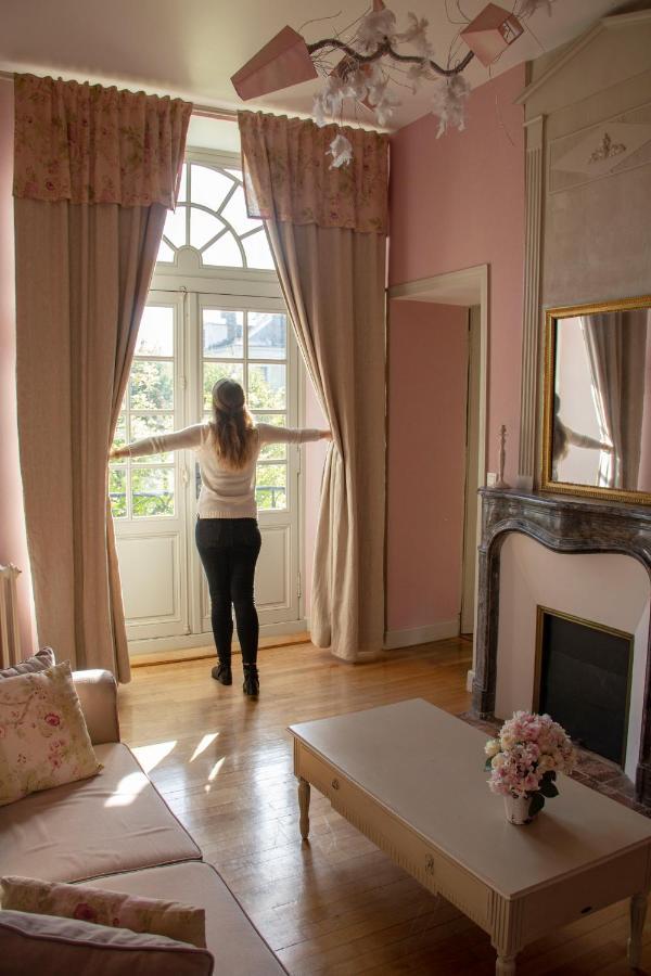 Hotel Restaurants & Spa Perier Du Bignon Laval  Eksteriør billede