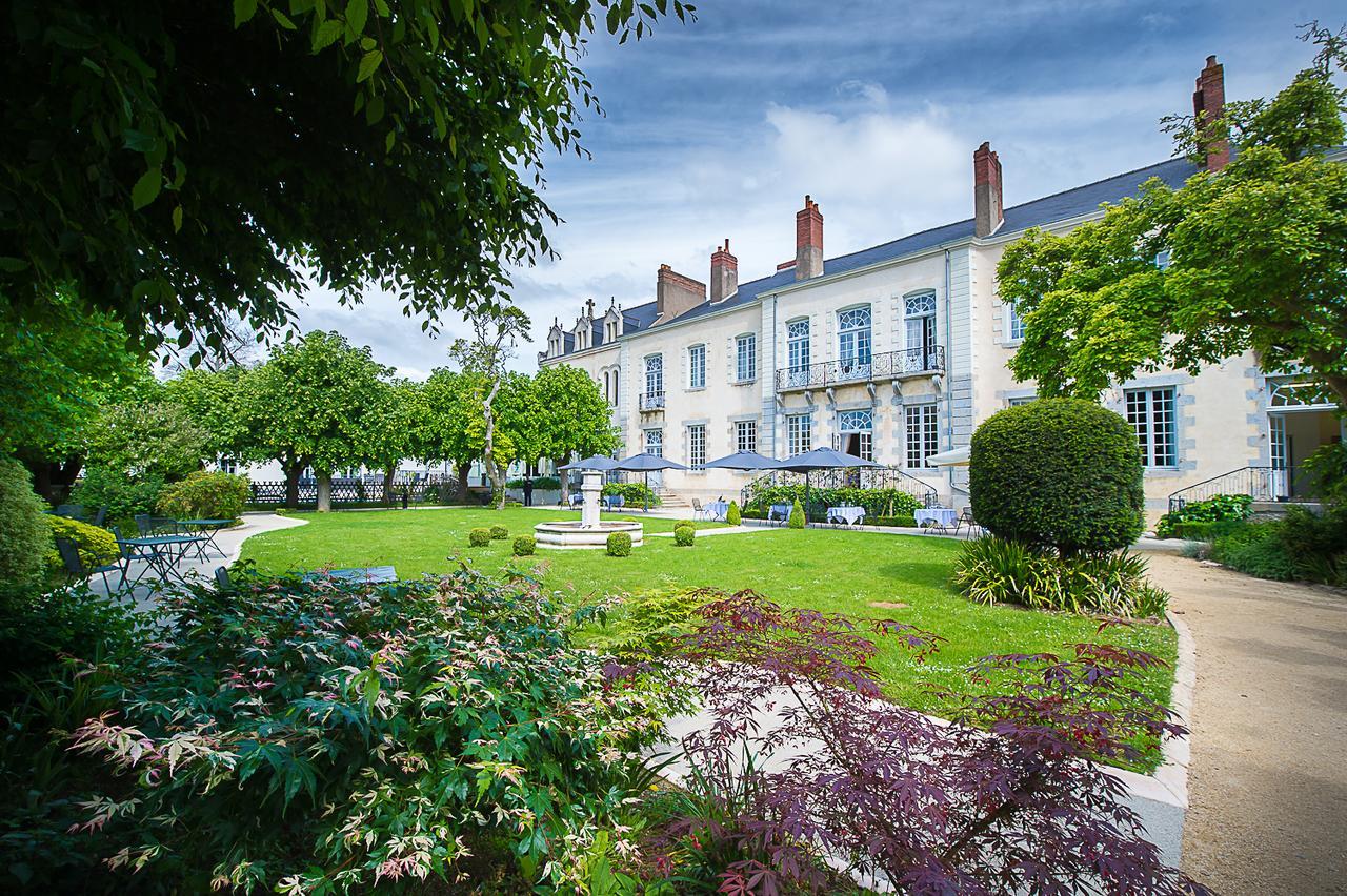 Hotel Restaurants & Spa Perier Du Bignon Laval  Eksteriør billede