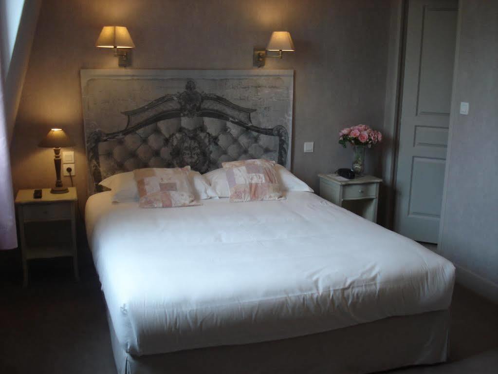 Hotel Restaurants & Spa Perier Du Bignon Laval  Eksteriør billede