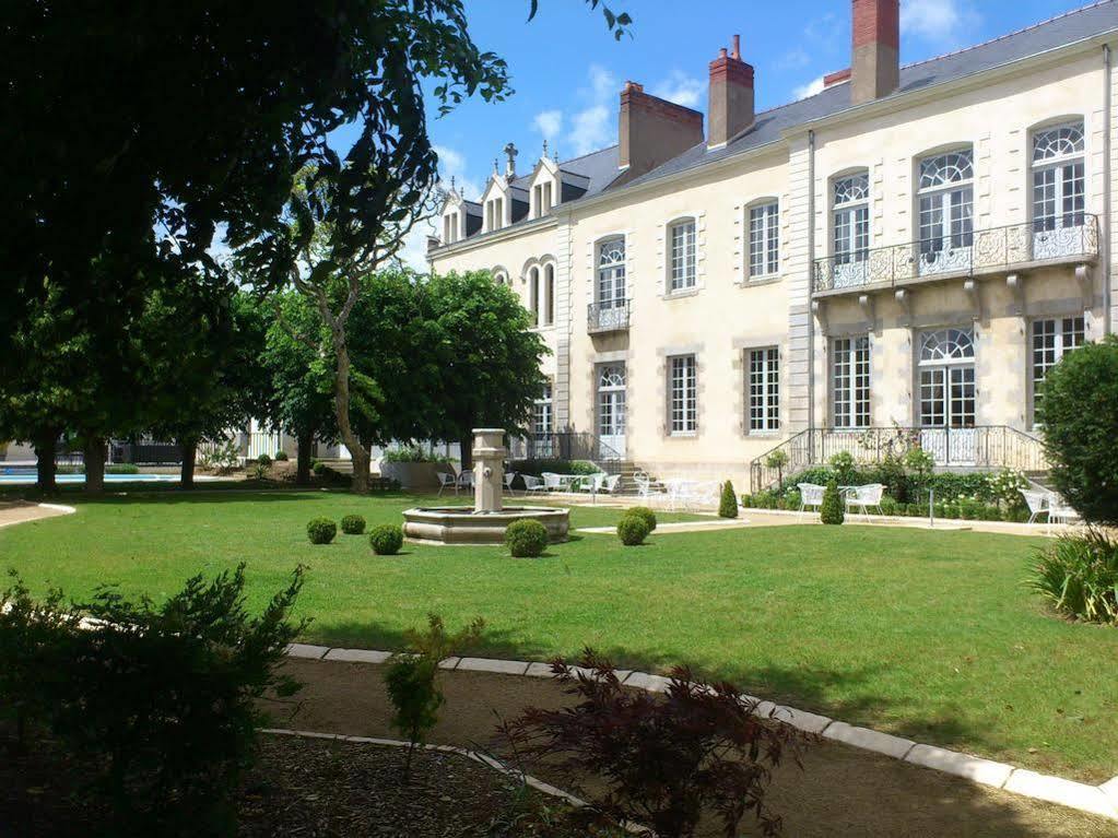 Hotel Restaurants & Spa Perier Du Bignon Laval  Eksteriør billede