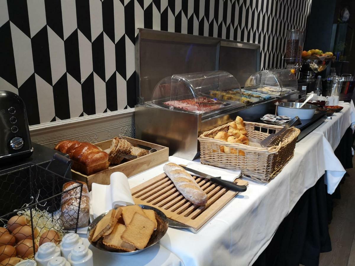 Hotel Restaurants & Spa Perier Du Bignon Laval  Eksteriør billede